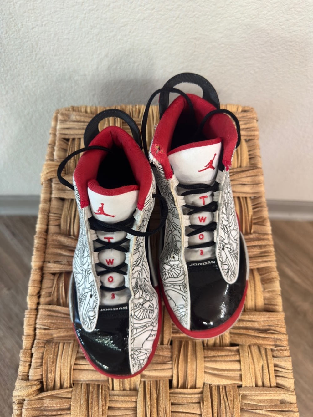 Jordan Kids Black/White/Red Two 3 Retro Sneakers